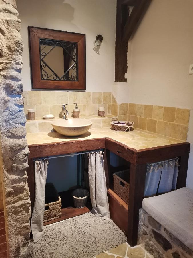 Domaine Des Maillets Bed & Breakfast Blot-l'Eglise Bagian luar foto