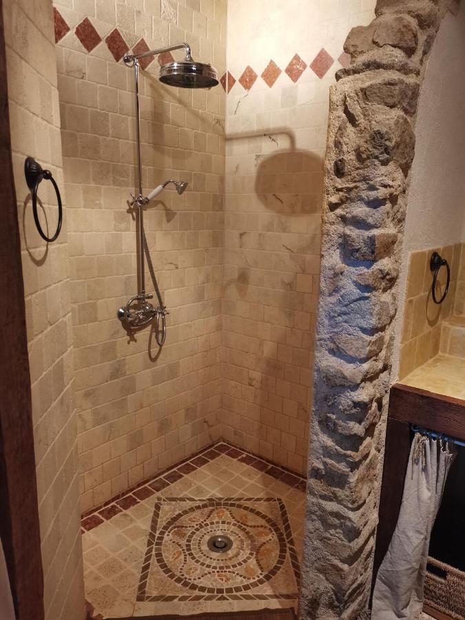 Domaine Des Maillets Bed & Breakfast Blot-l'Eglise Bagian luar foto