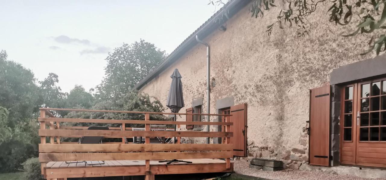 Domaine Des Maillets Bed & Breakfast Blot-l'Eglise Bagian luar foto